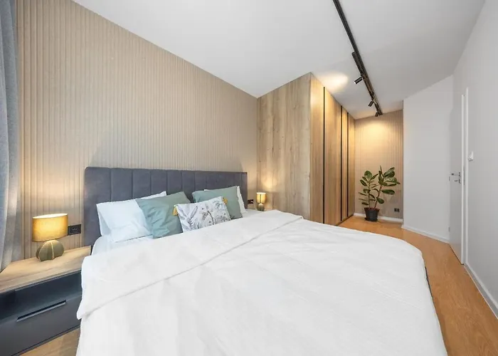 Modern Living, Design & Parking Братислава