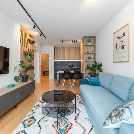 Apartman Modern Living, Design & Parking *